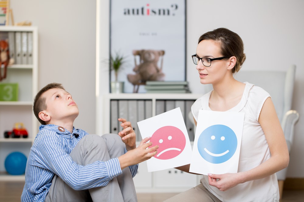 Особенности логопедической работы с детьми с расстройствами аутистического спектра